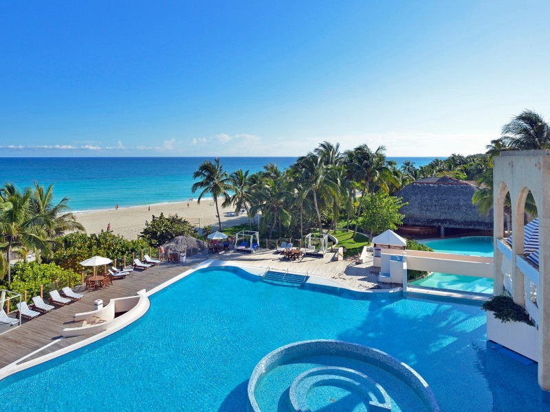 Melia Las Americas Pool