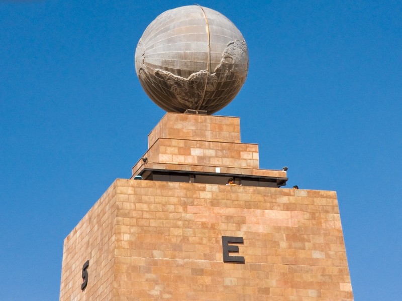   Mitad del Mundo