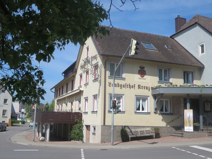 Kreuz, Konstanz-Dettingen