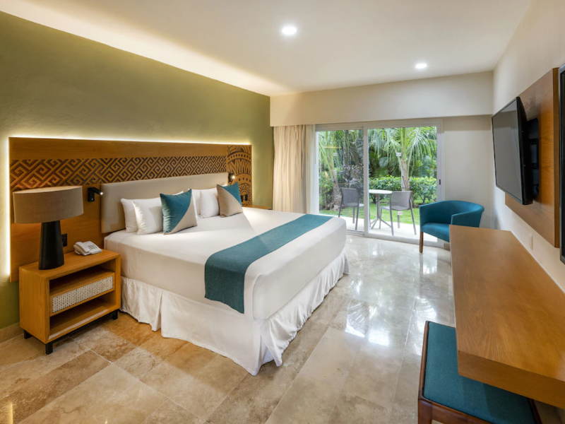 Viva Azteca_Zimmer Pool Garden