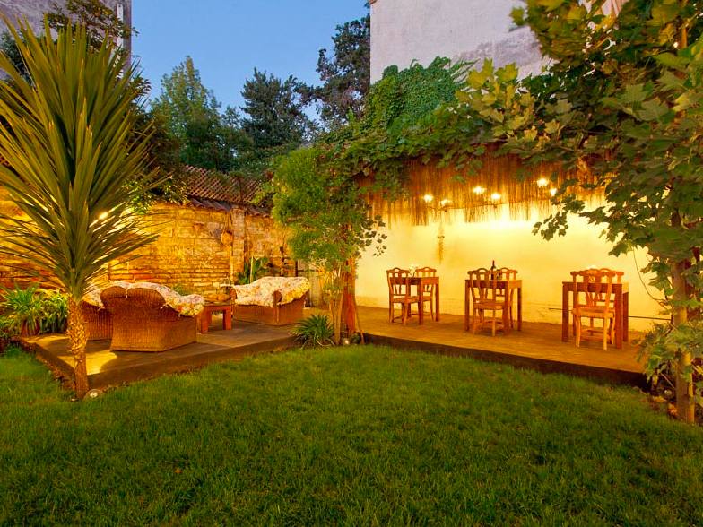 Carmenere - Garten Abendstimmung