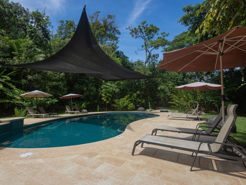 Cusinga - Swimming Pool