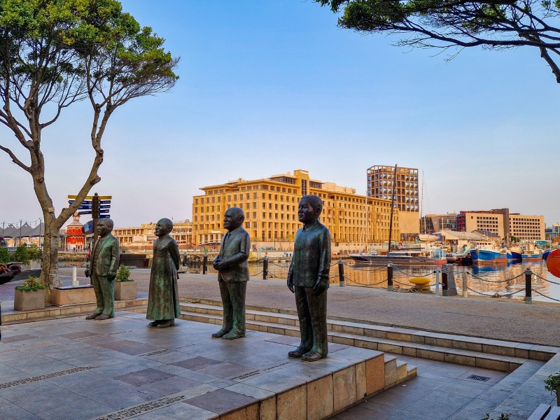 Kapstadt: Statuen an der Waterfront