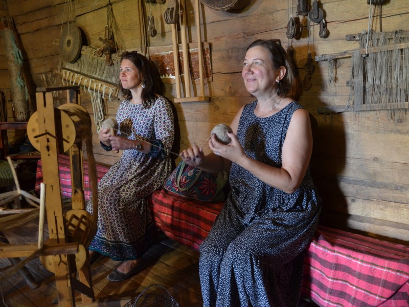 Local Weavers