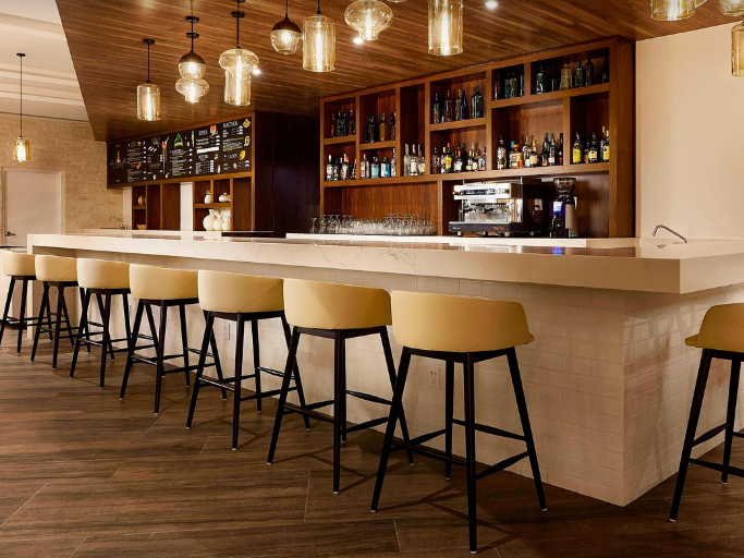 Fairfield Airport_Bar