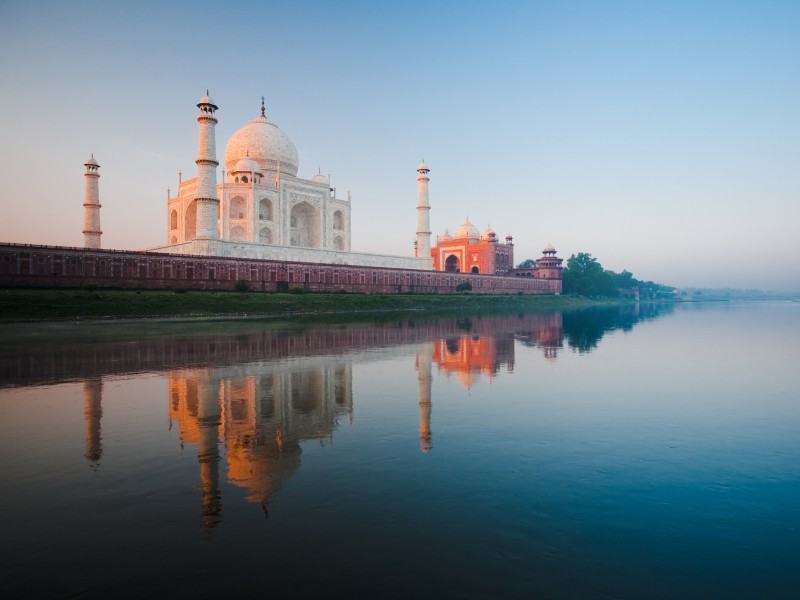 Taj Mahal bei Sonnenaufgang-Indien