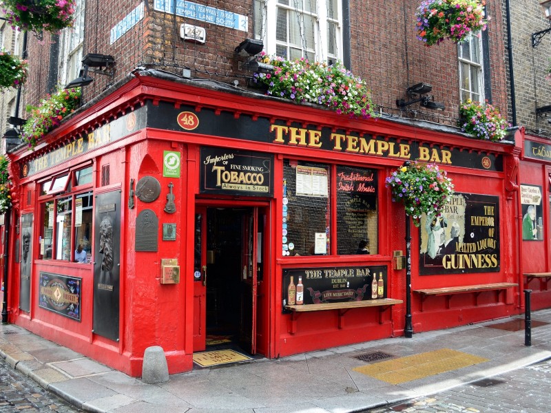 Ireland - Dublin - Temple Bar