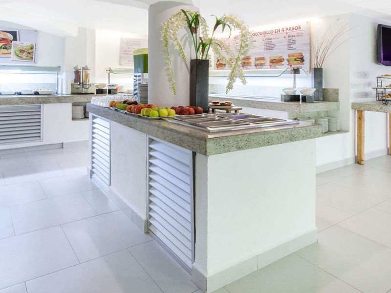 Adhara Express - Frühstückraum