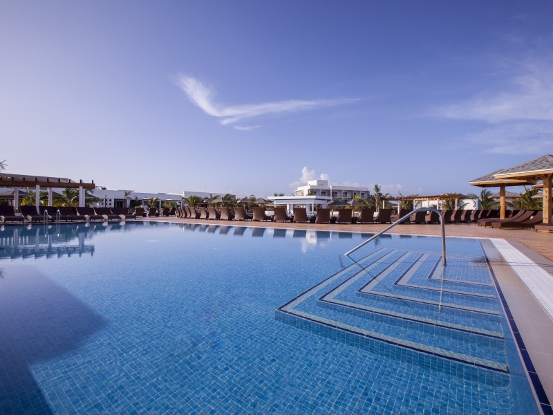 Iberostar Playa Pilar - Pool Area