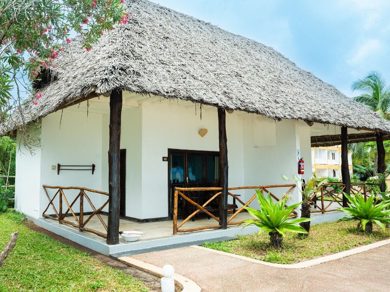 Reef and Beach Ocean Bungalow