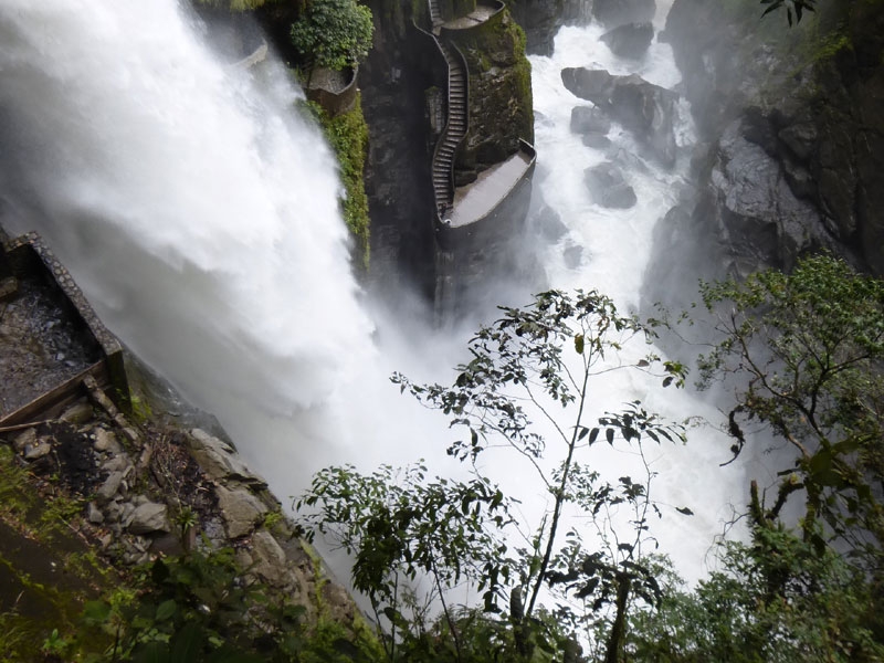 Ecuador - Wasserfall Pailon del Diablo