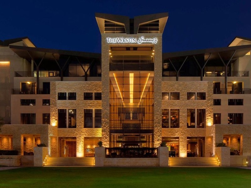 Abu Dhabi Golf Resort by Vogo