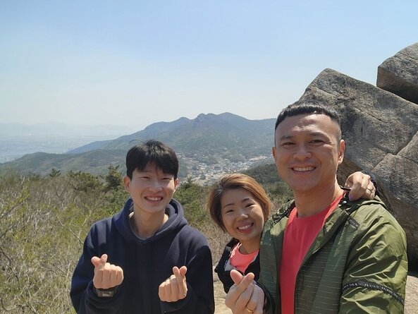 Hiking & Rice Wine tasing in the Mountai