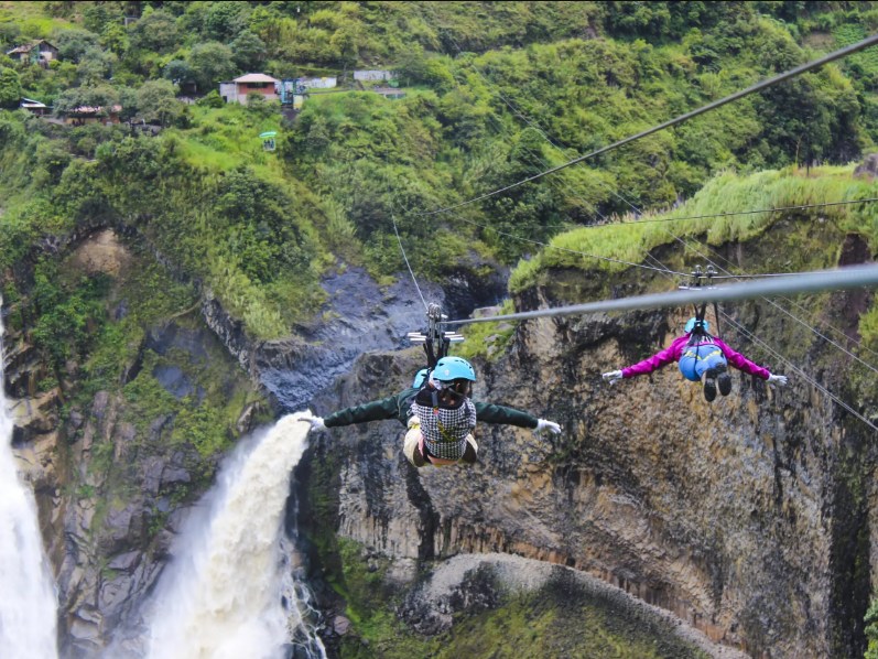 Canopy in Baños
