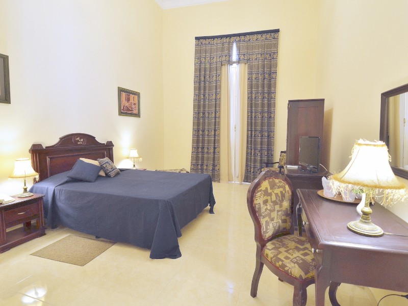 Hotel El Marquez Zimmer