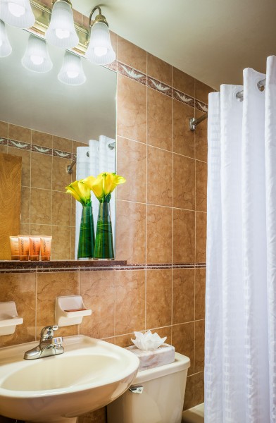 Belvedere Standard Bathroom