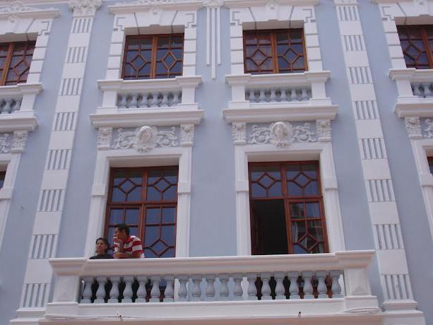 Restaurierte Fassade des Hotels