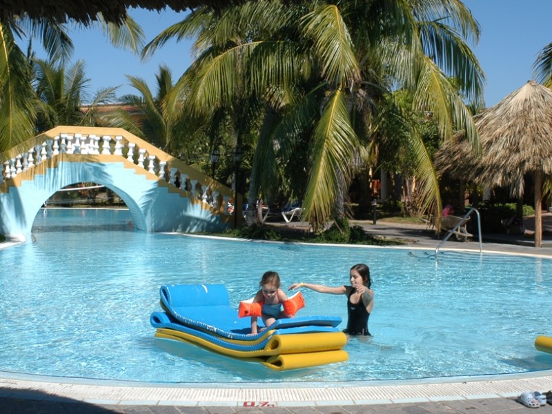 Brisas Trinidad del Mar Pool