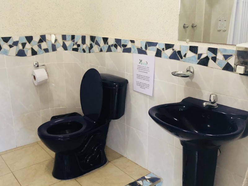 Bathroom Eco Hotel Katarma