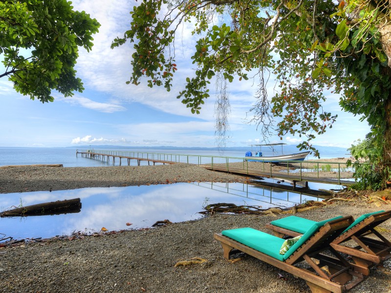 Playa Nicuesa - Dock