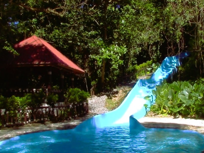 Platon Eco Lodge - Wasserrutsche