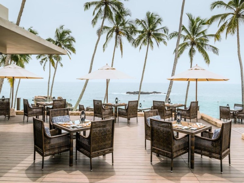  Anantara Peace Haven restaurant