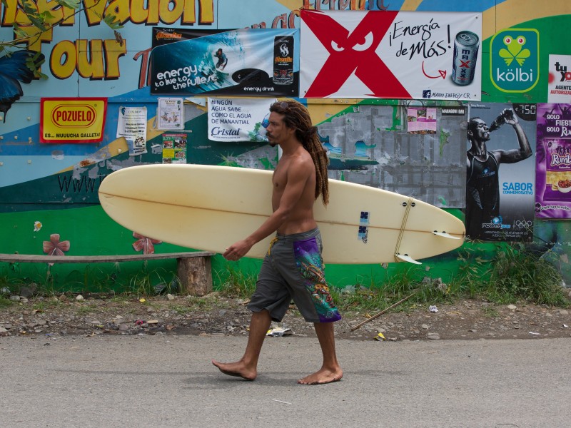 Puerto Viejo de Talamanca - Surfer