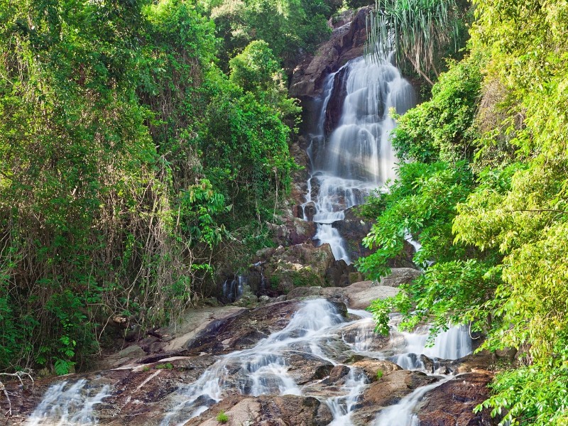 Na Muang Wasserfälle