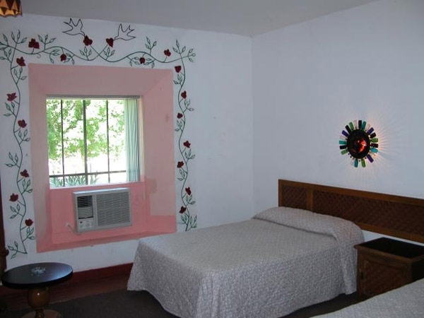 Desert Inn - Standard