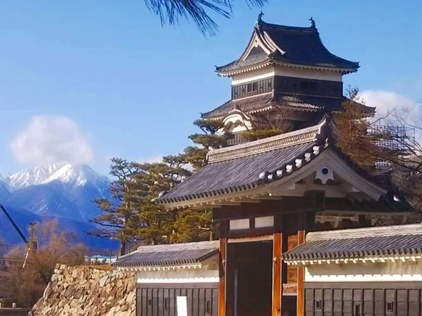 Matsumoto Castle Tour & Soba Noodle Expe