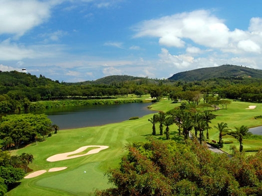 Canyon Course - Lake