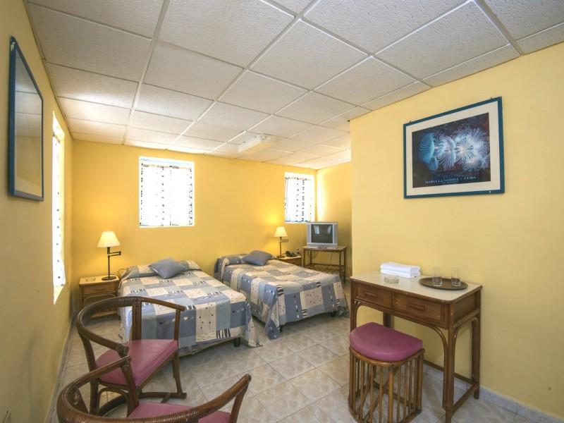 Maria la Gorda - Twin