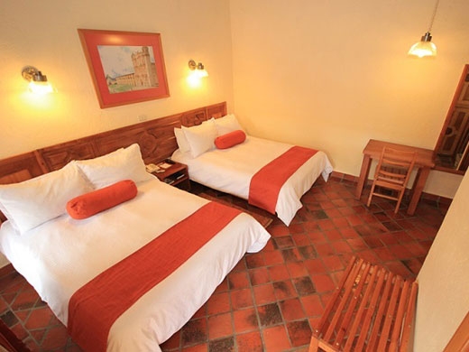 Diego de Mazariegos - Standard Zimmer