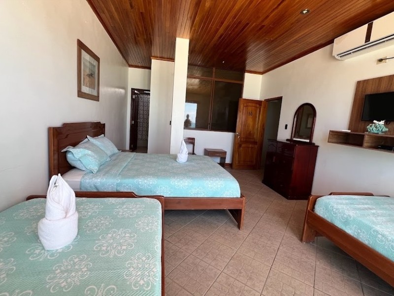 Triple room with sea view