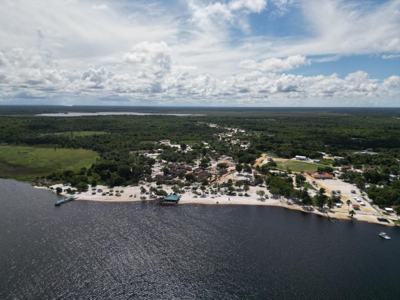 Aerial view of Lake Mainstay Resort