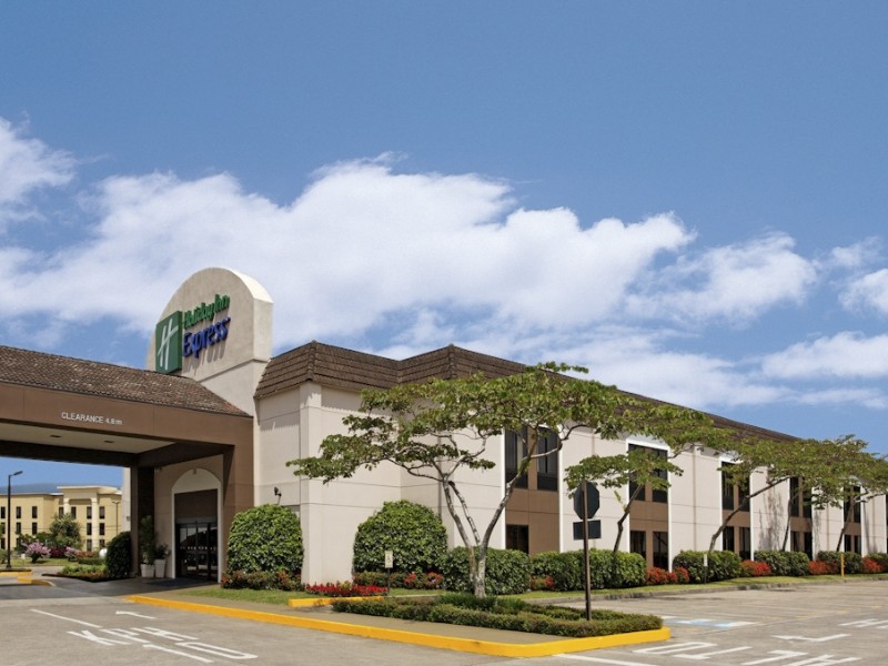 Holiday Inn Express Airport - Eingang
