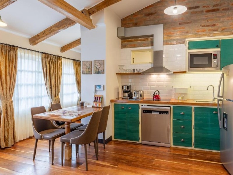 Old Town Quito Apartment with Mountain View