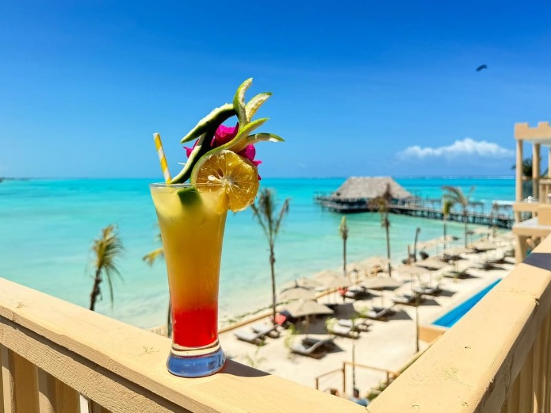 Reef & Beach Bahari Restaurant