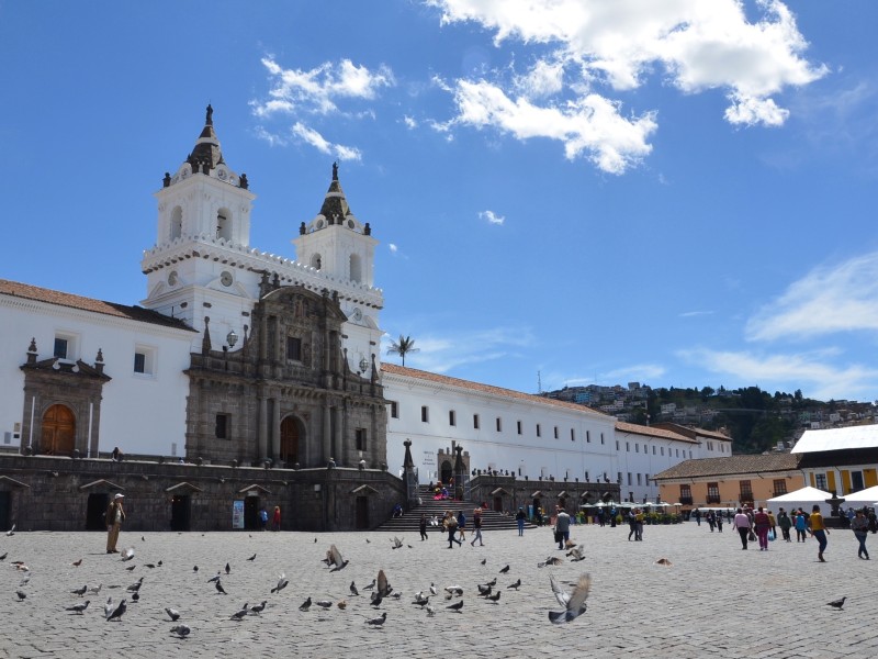 Quito bei einer Stadtrundfahrt erleben