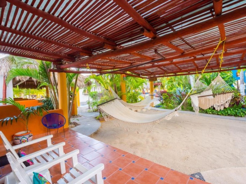 Mesón de Mita - Terrasse und Hängematten