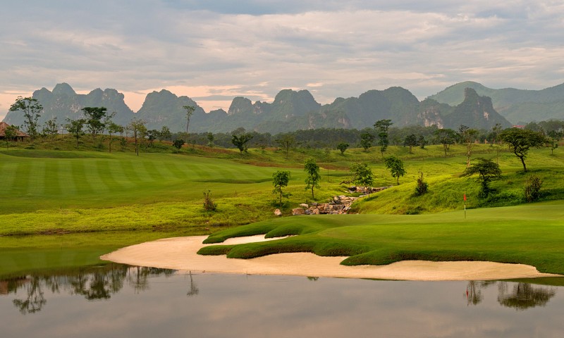 Sky Lake Golf Club 