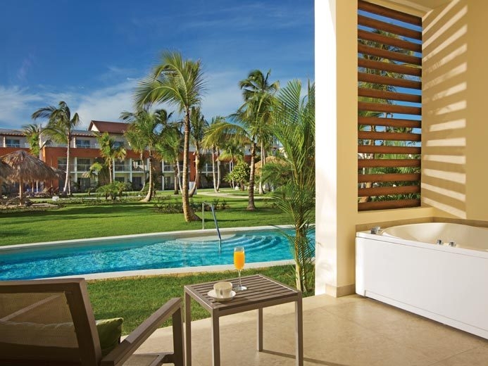 Breathless Punta Cana - Allure Swim up