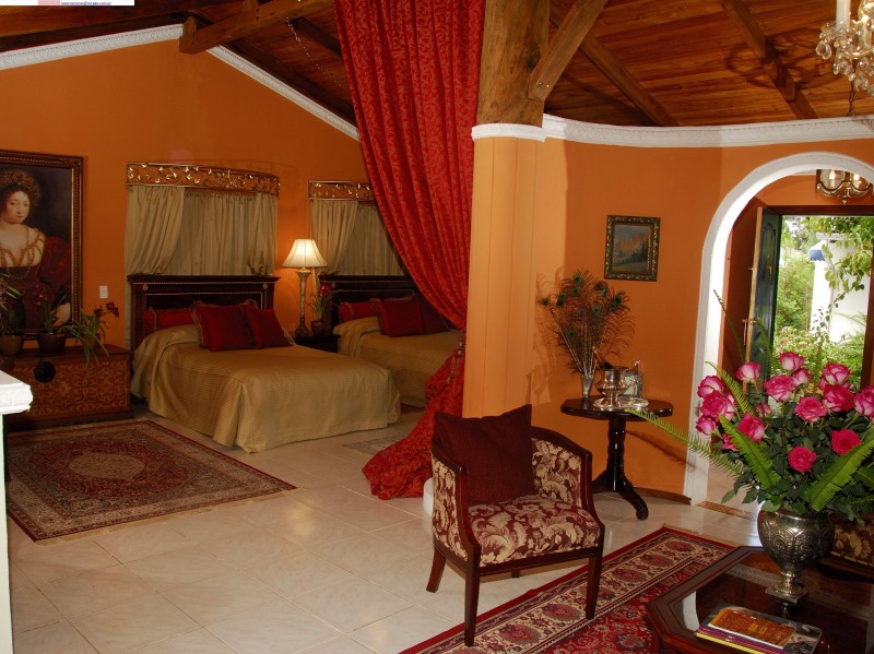 Deluxe Suite mit großen Einzelbetten