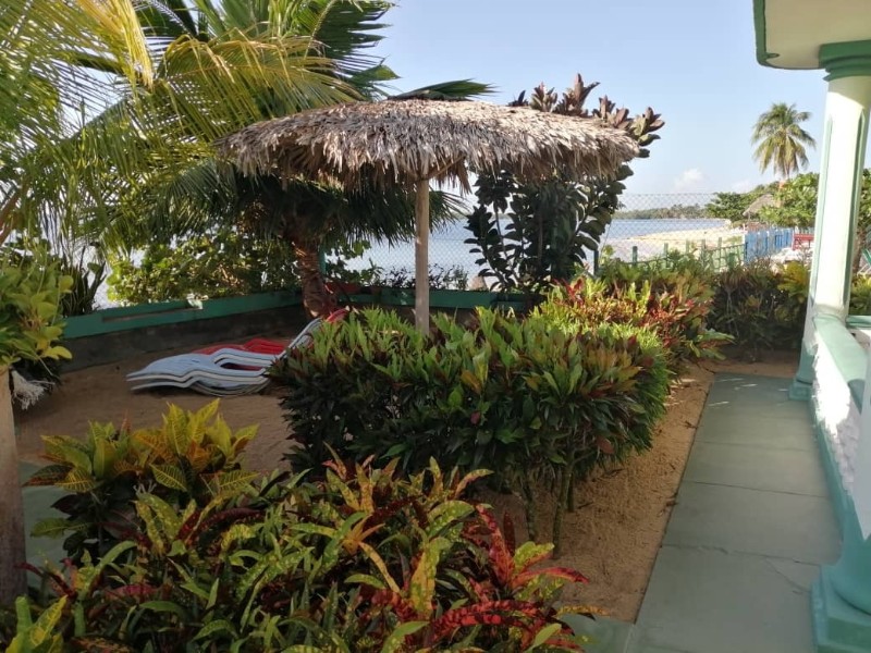 Casa Kiki - Garten mit Meersicht