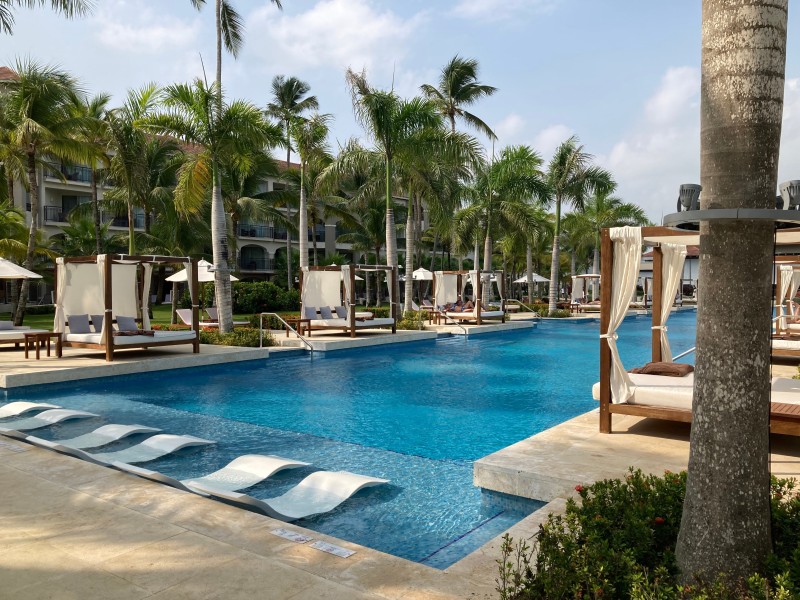 Secrets Royal Beach - Pool