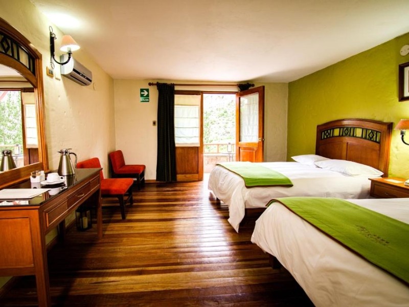 Doppelzimmer mit 2 Doppelbetten