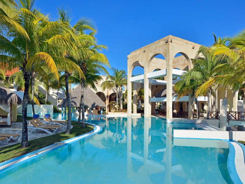 Melia Las Americas Pool