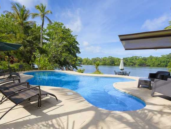 Tortuguero Manatus Hotel