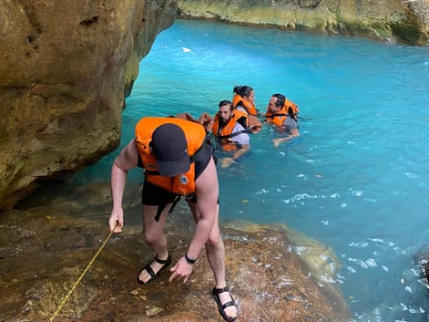 Liberia: La Leona Waterfall Hiking Tour