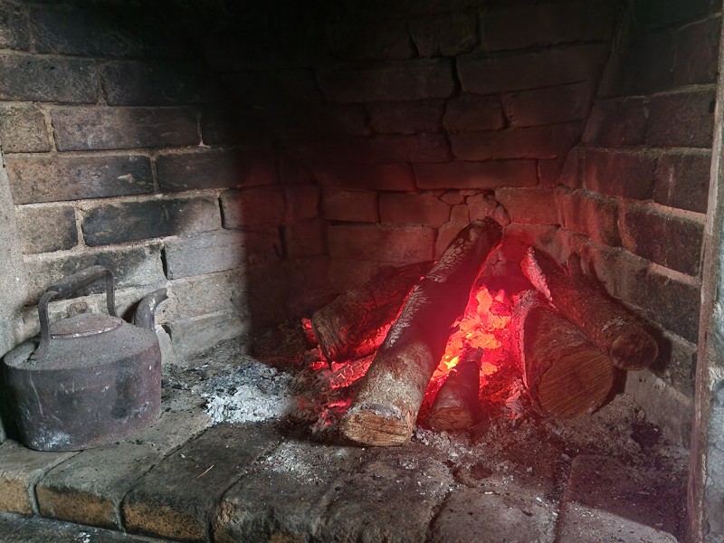 Estancia Los Platanos - Kamin